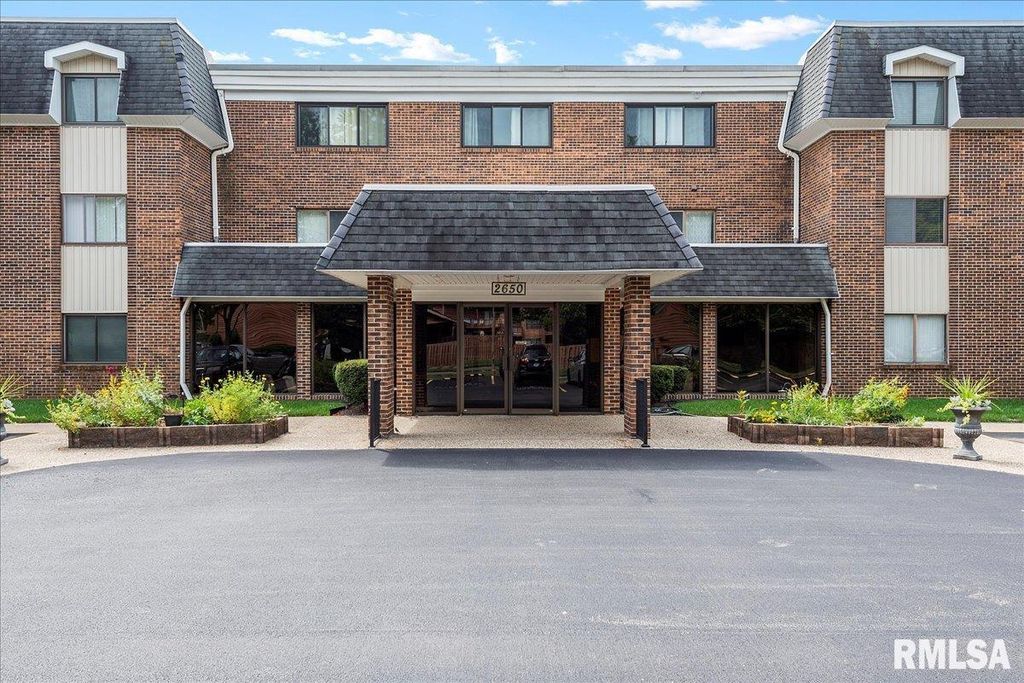 2650 Cooper Ave Apt 304, Springfield, IL 62704