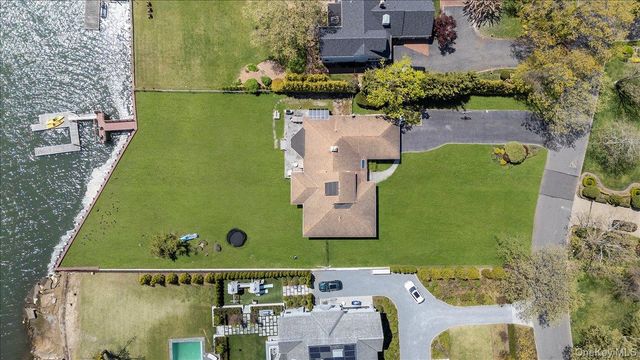 270 Dolphin Drive, Hewlett Neck, NY 11598