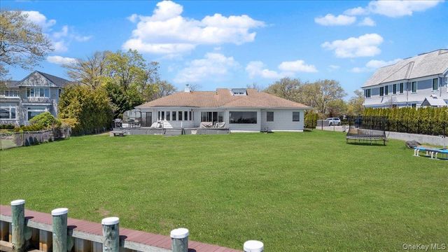 270 Dolphin Drive, Hewlett Neck, NY 11598