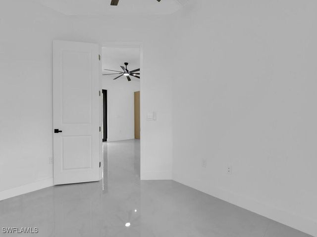 3421 24TH ST SW, Lehigh Acres, FL 33976