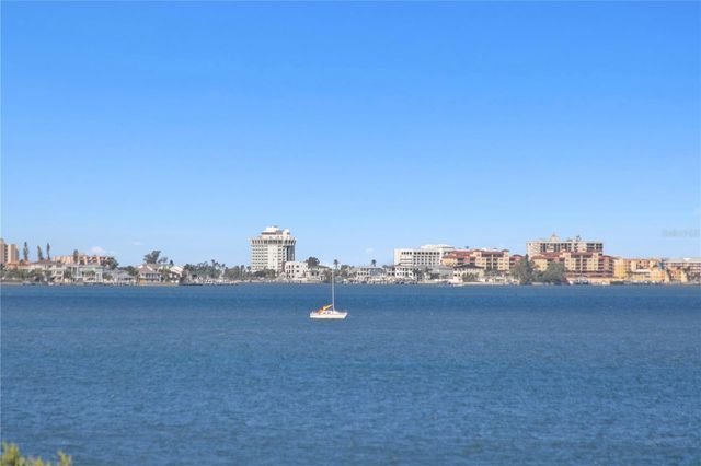 4717 DOLPHIN CAY LANE S 202, St Petersburg, FL 33711