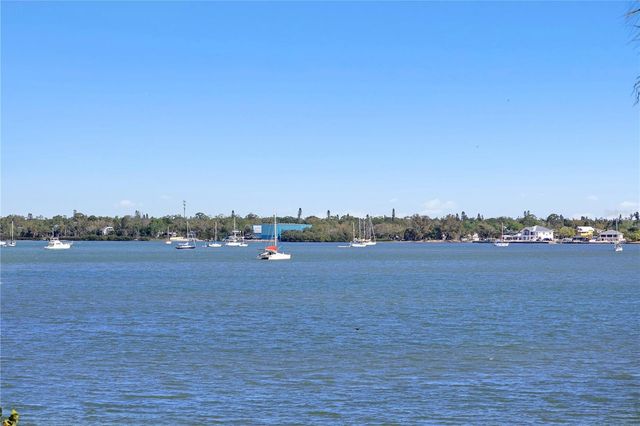 4717 DOLPHIN CAY LANE S 202, St Petersburg, FL 33711