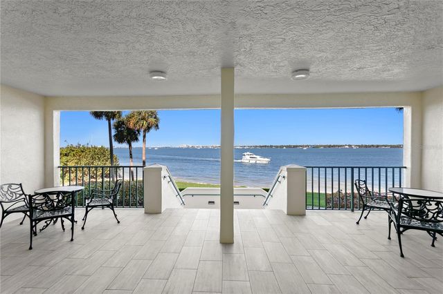 4717 DOLPHIN CAY LANE S 202, St Petersburg, FL 33711