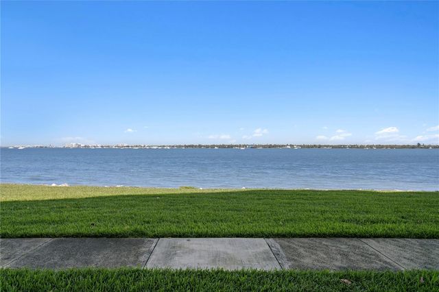 4717 DOLPHIN CAY LANE S 202, St Petersburg, FL 33711