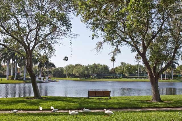 4717 DOLPHIN CAY LANE S 202, St Petersburg, FL 33711