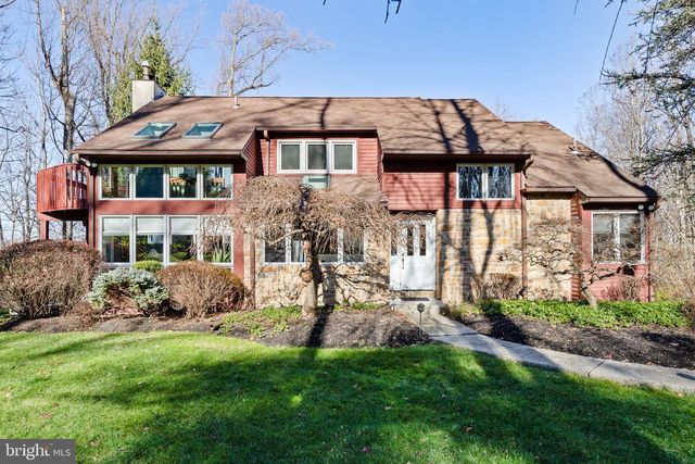 635 HARTS RIDGE RD, Conshohocken, PA 19428