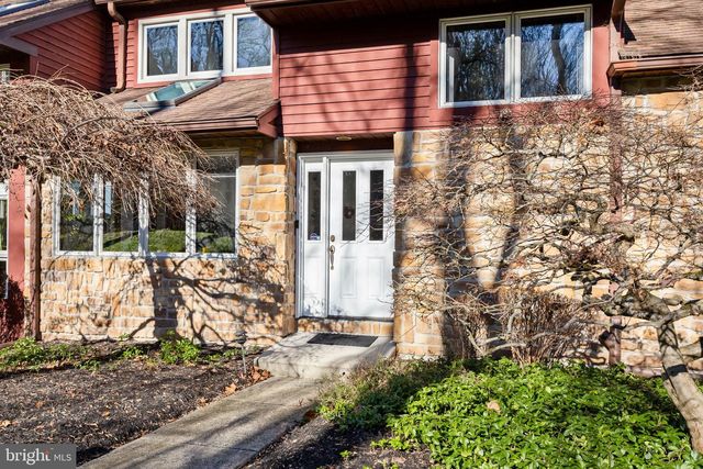 635 HARTS RIDGE RD, Conshohocken, PA 19428