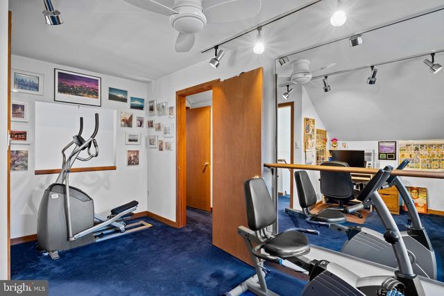635 HARTS RIDGE RD, Conshohocken, PA 19428