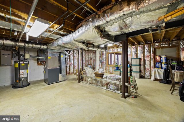635 HARTS RIDGE RD, Conshohocken, PA 19428