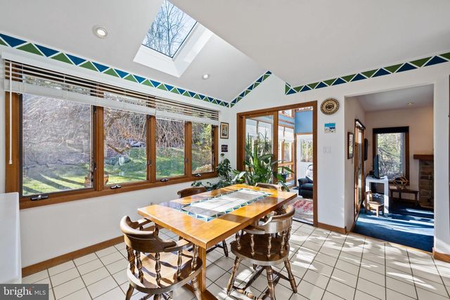 635 HARTS RIDGE RD, Conshohocken, PA 19428