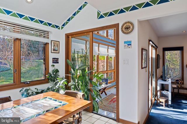 635 HARTS RIDGE RD, Conshohocken, PA 19428