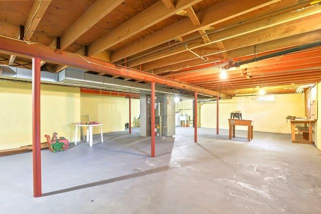 152 Armsby St, New Bedford, MA 02745