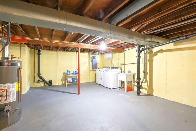 152 Armsby St, New Bedford, MA 02745
