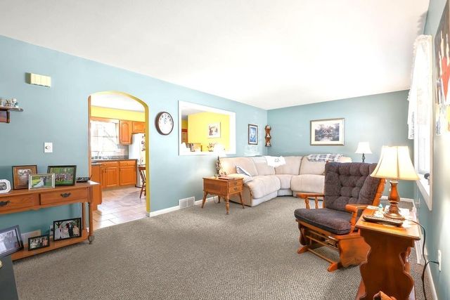 152 Armsby St, New Bedford, MA 02745