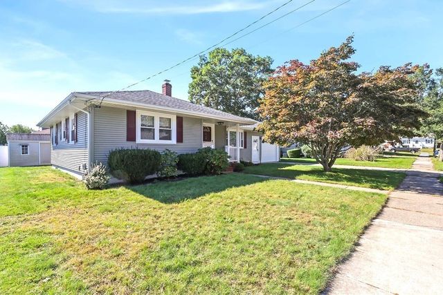 152 Armsby St, New Bedford, MA 02745