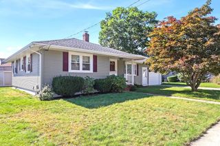 152 Armsby St, New Bedford, MA 02745