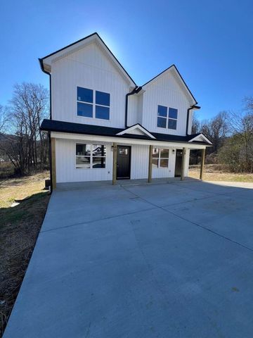 42 Avenue Avenue, Rossville, GA 30741