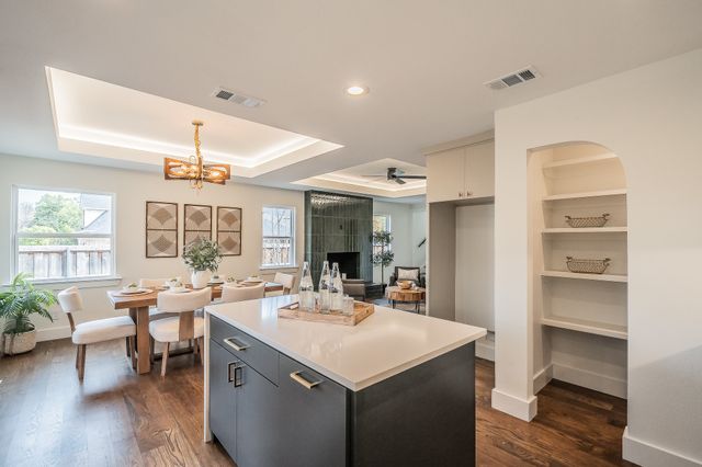 1201 Cedar Hill Avenue, Dallas, TX 75208