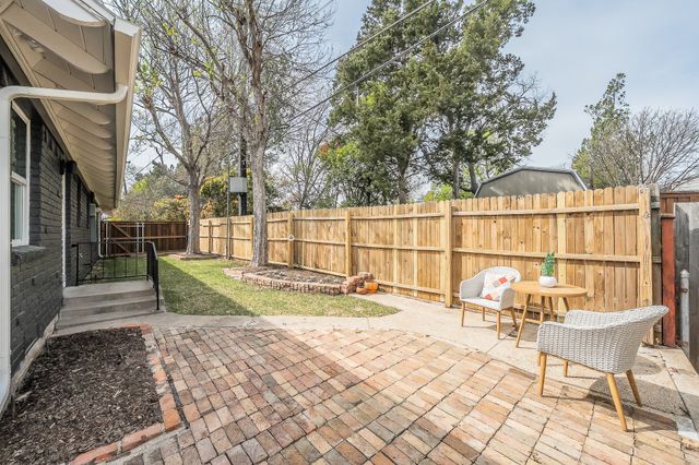 1201 Cedar Hill Avenue, Dallas, TX 75208