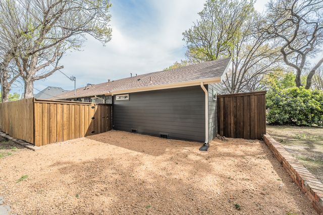 1201 Cedar Hill Avenue, Dallas, TX 75208