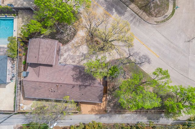 1201 Cedar Hill Avenue, Dallas, TX 75208