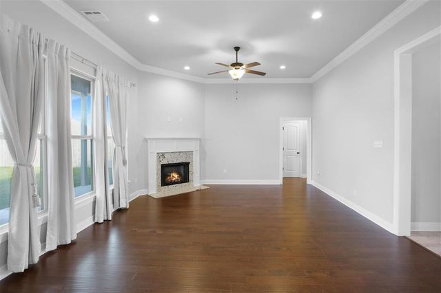 3215 Rosehill Drive, Lake Charles, LA 70607