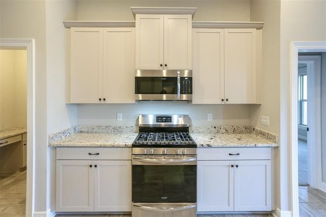 3215 Rosehill Drive, Lake Charles, LA 70607