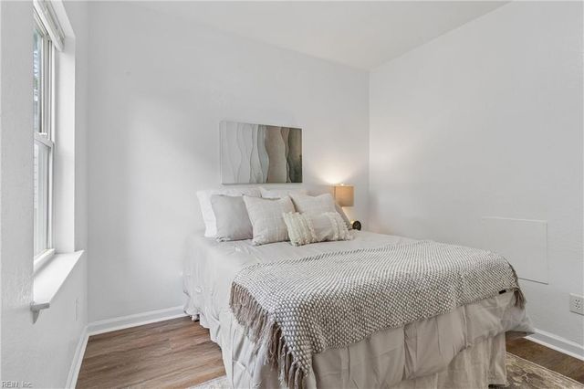 15 E Howard ST, Hampton, VA 23663