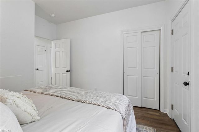 15 E Howard ST, Hampton, VA 23663