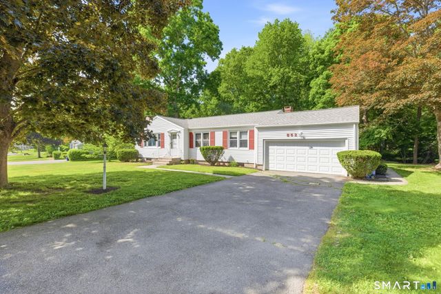 852 Brookside Drive, Orange, CT 06477