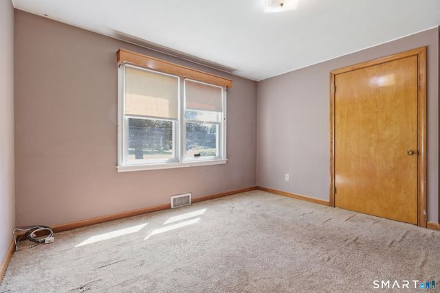 852 Brookside Drive, Orange, CT 06477