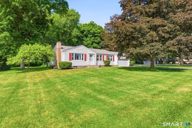 852 Brookside Drive, Orange, CT 06477