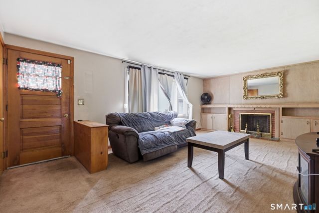 852 Brookside Drive, Orange, CT 06477