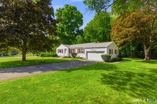 852 Brookside Drive, Orange, CT 06477
