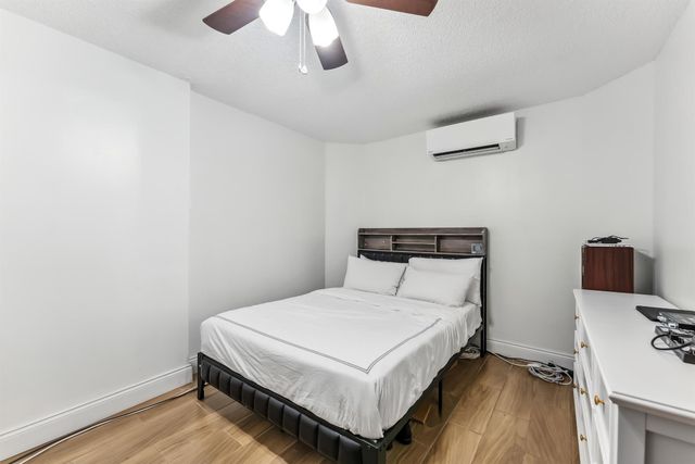 2041 SW 35 Avenue, Fort Lauderdale, FL 33312