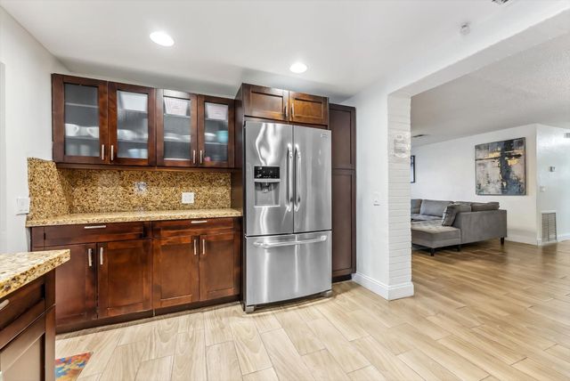 2041 SW 35 Avenue, Fort Lauderdale, FL 33312