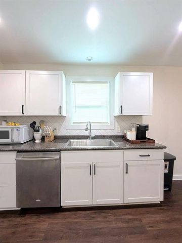 1887 Coleman Avenue, Macon, GA 31201
