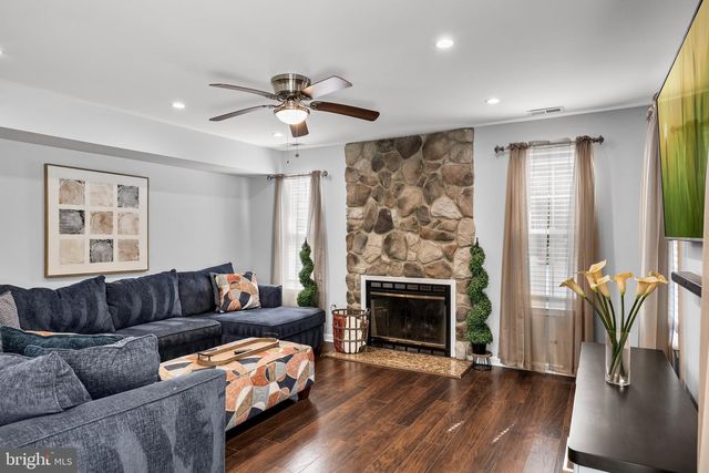 31 BLUE GRASS RD, Clementon, NJ 08021