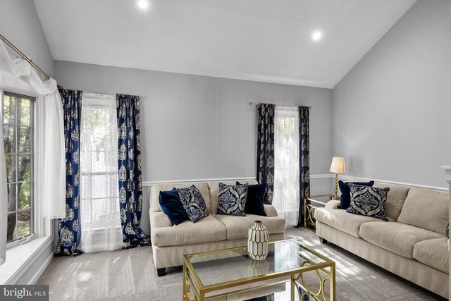 31 BLUE GRASS RD, Clementon, NJ 08021