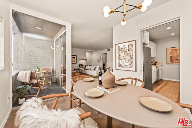 8401 Fountain Avenue 13, West Hollywood, CA 90069