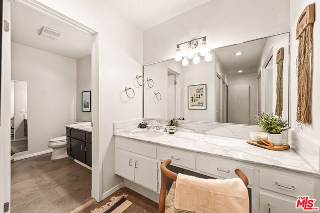 8401 Fountain Avenue 13, West Hollywood, CA 90069