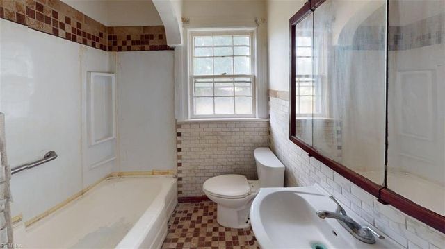 1618 Parker AVE, Portsmouth, VA 23704