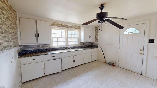 1618 Parker AVE, Portsmouth, VA 23704