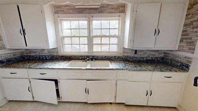 1618 Parker AVE, Portsmouth, VA 23704