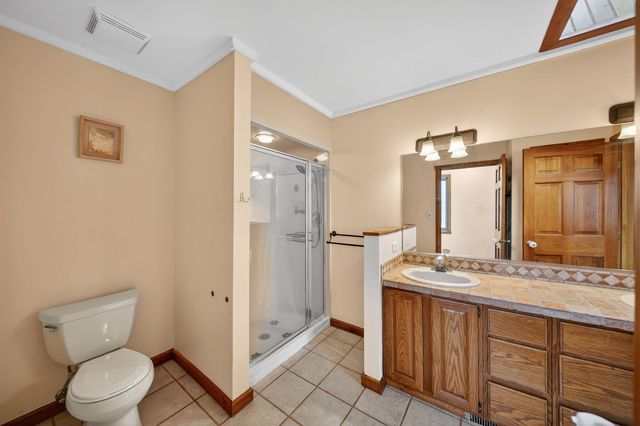 43W951 Fox Hill Court, St. Charles, IL 60175