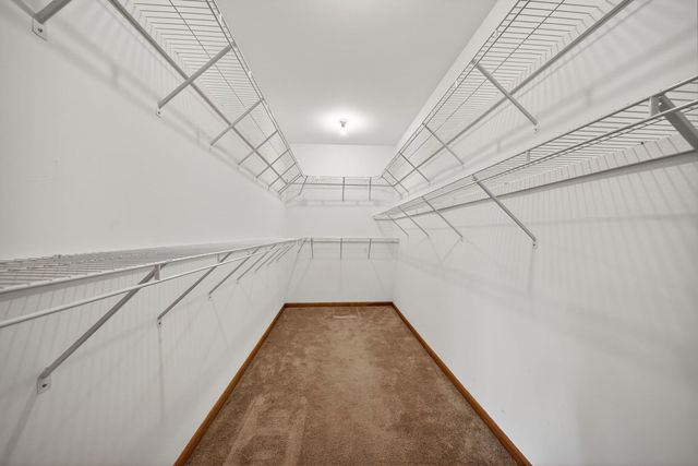 43W951 Fox Hill Court, St. Charles, IL 60175