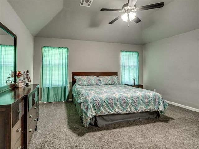 1724 W Blake Way, Mustang, OK 73064