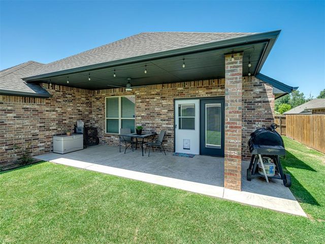 1724 W Blake Way, Mustang, OK 73064