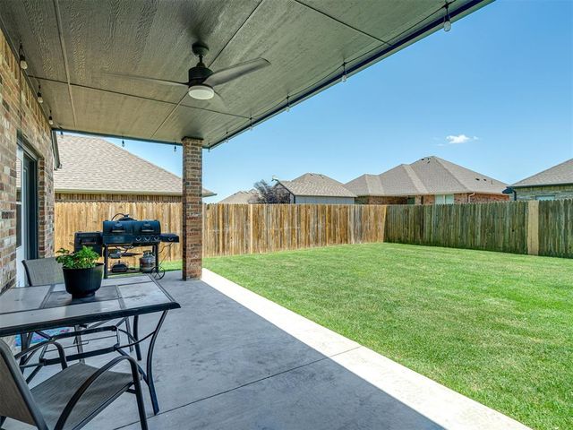 1724 W Blake Way, Mustang, OK 73064