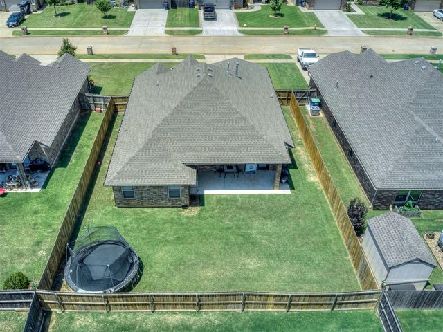 1724 W Blake Way, Mustang, OK 73064